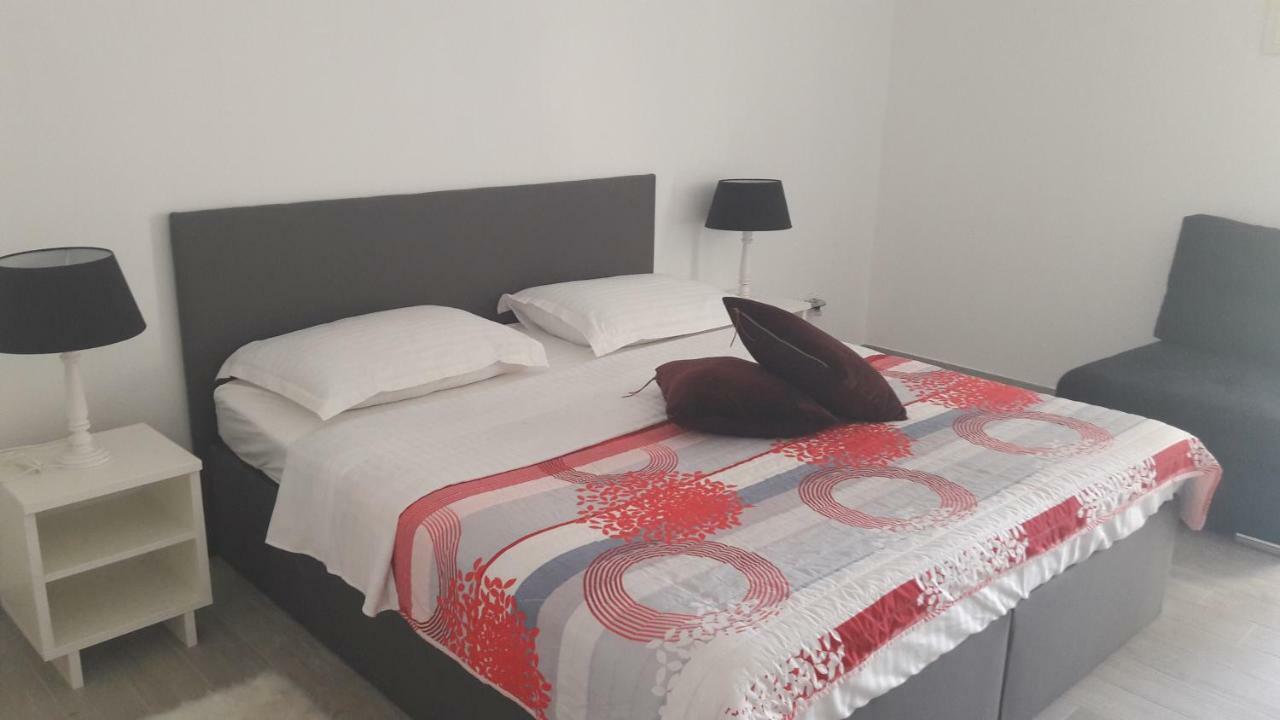 Stars Palace - Apartments And Rooms يزيرا المظهر الخارجي الصورة